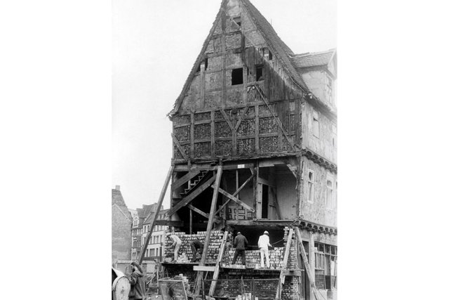 Archiv Aki Halle